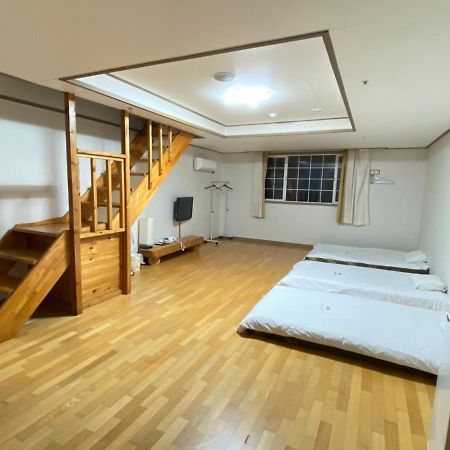 Arbon Youth Hostel & Resort Jeju Luaran gambar