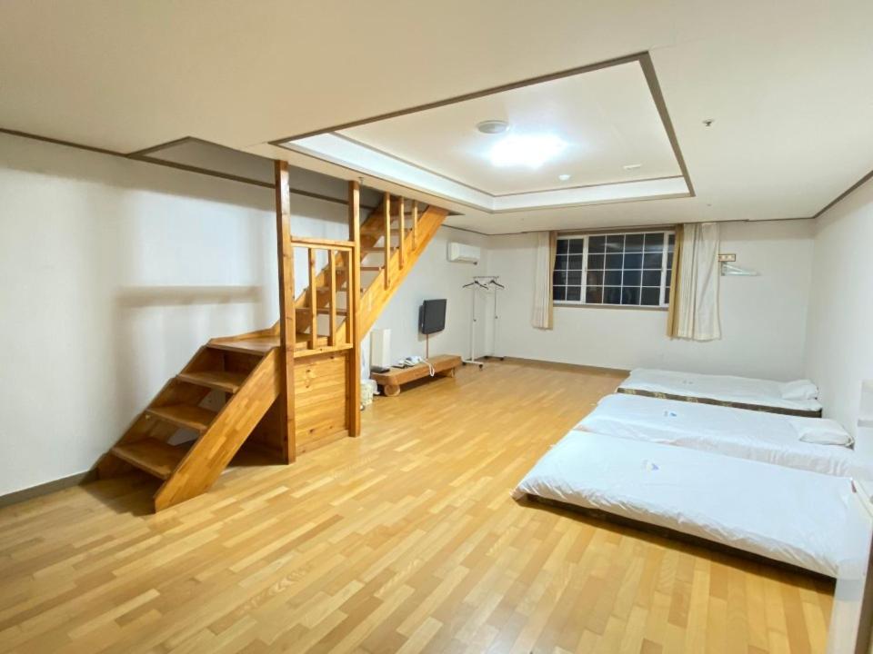 Arbon Youth Hostel & Resort Jeju Luaran gambar