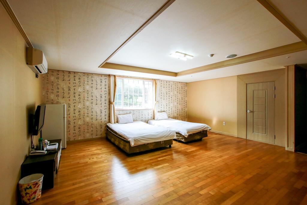 Arbon Youth Hostel & Resort Jeju Luaran gambar